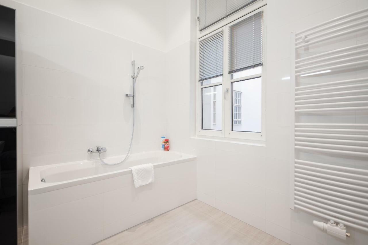 Grand Soho II Apartment Viena Exterior foto
