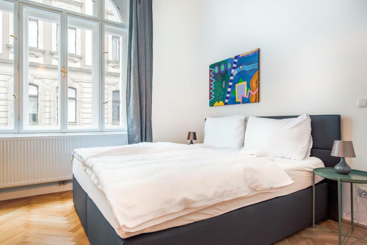 Grand Soho II Apartment Viena Exterior foto