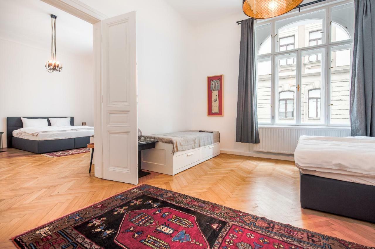 Grand Soho II Apartment Viena Exterior foto